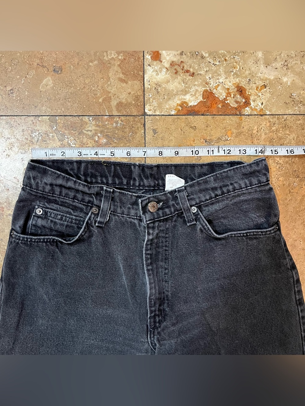 Vintage Levi’s 560 Mens Orange Tab Loose Fit Tapered Leg Jeans Made In USA 29x30 - Picture 9 of 9